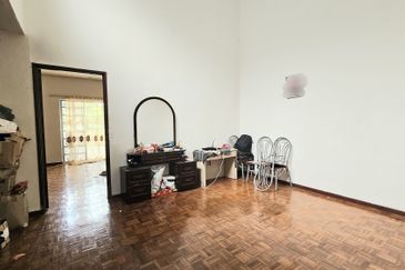 Taman Saujana Puchong