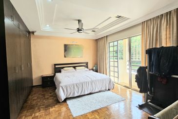 Taman Saujana Puchong