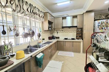 Taman Saujana Puchong