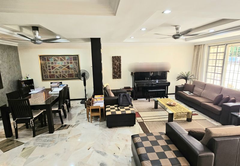 Taman Saujana Puchong