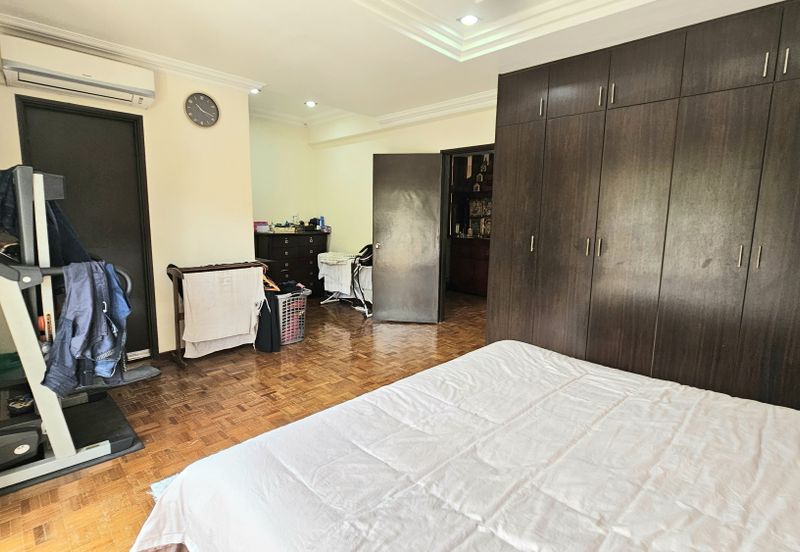 Taman Saujana Puchong