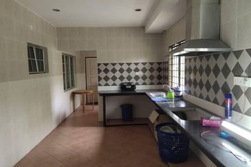 Bandar Bukit Puchong, BP 11