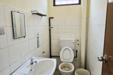 Taman Saujana Puchong