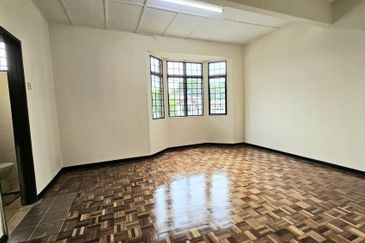 Taman Saujana Puchong