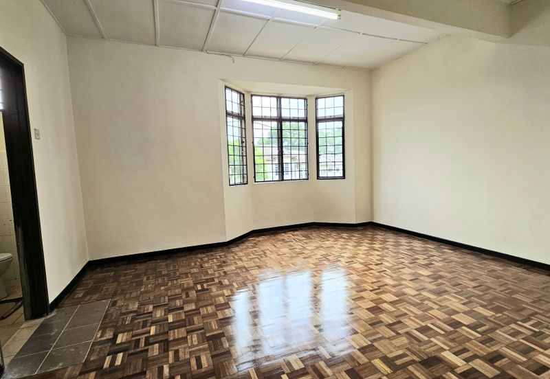 Taman Saujana Puchong