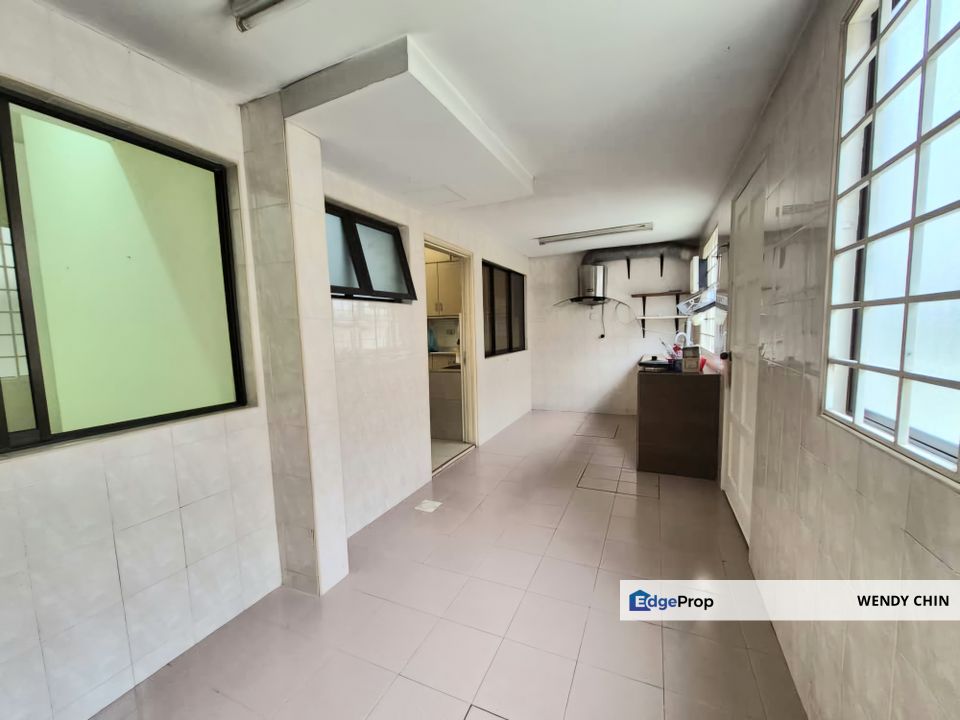 Below market price, Selangor, Petaling Jaya