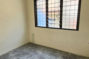 Taman Saujana Puchong