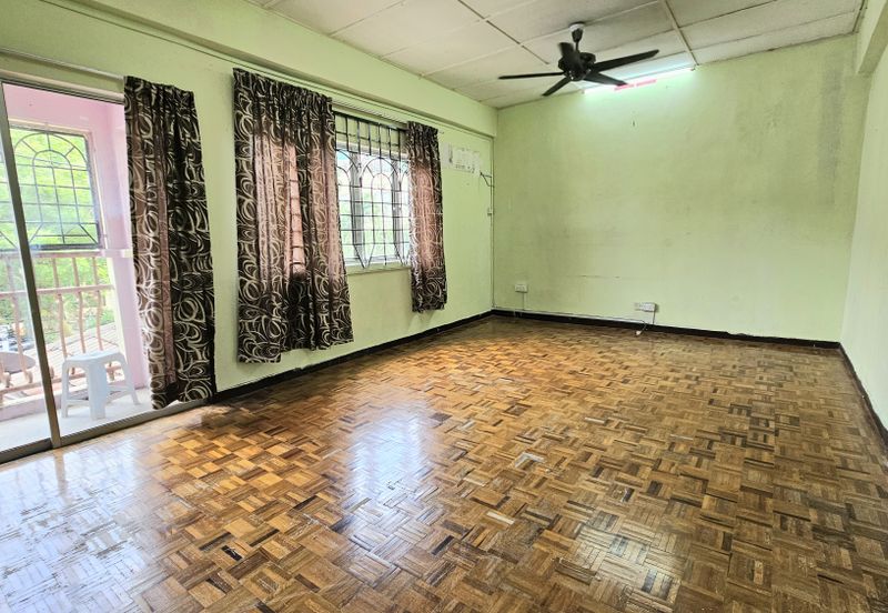 Taman Saujana Puchong