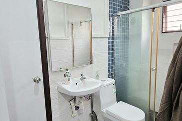 Taman Saujana Puchong