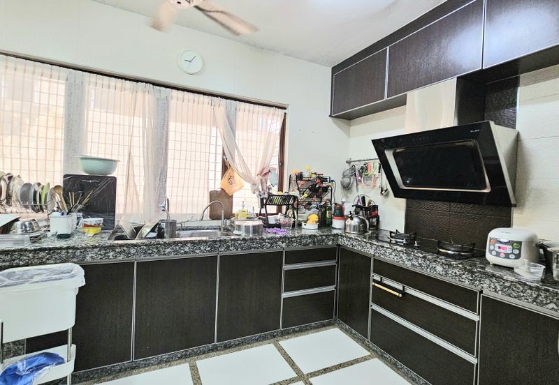 Taman Saujana Puchong