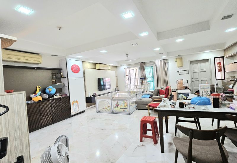 Taman Saujana Puchong