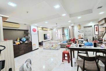 Taman Saujana Puchong