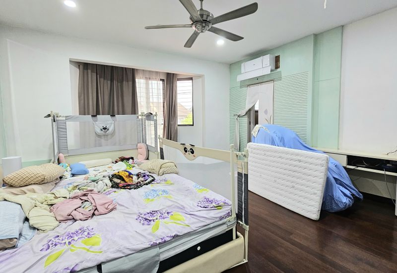 Taman Saujana Puchong