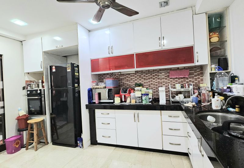 Taman Saujana Puchong