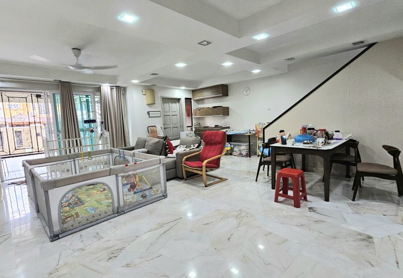 Taman Saujana Puchong