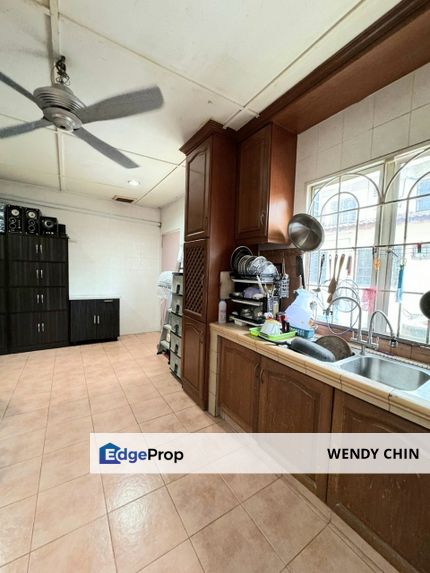 Kitchen extended, gated guarded, Selangor, Puchong