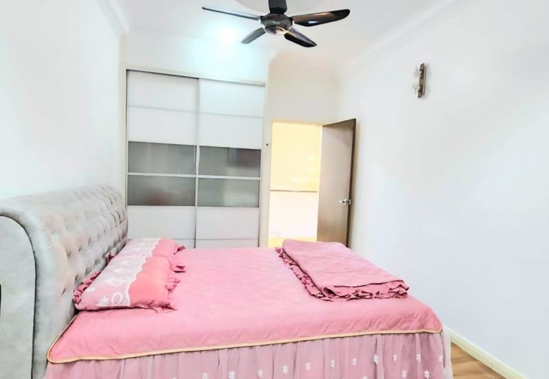 Lake Fields - Meadows and Glades