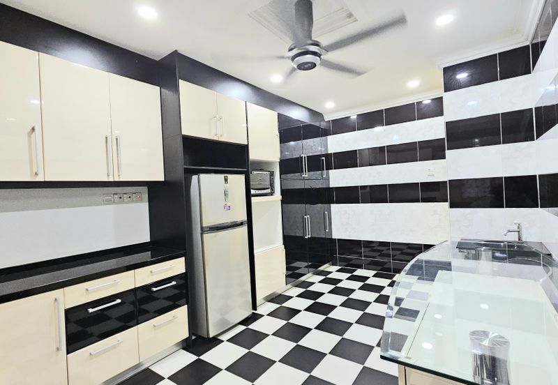 Bandar Bukit Puchong, BP 11