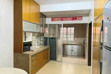 Bandar Bukit Puchong, BP 11