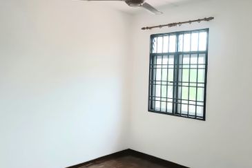 Taman Saujana Puchong