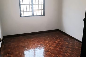 Taman Saujana Puchong