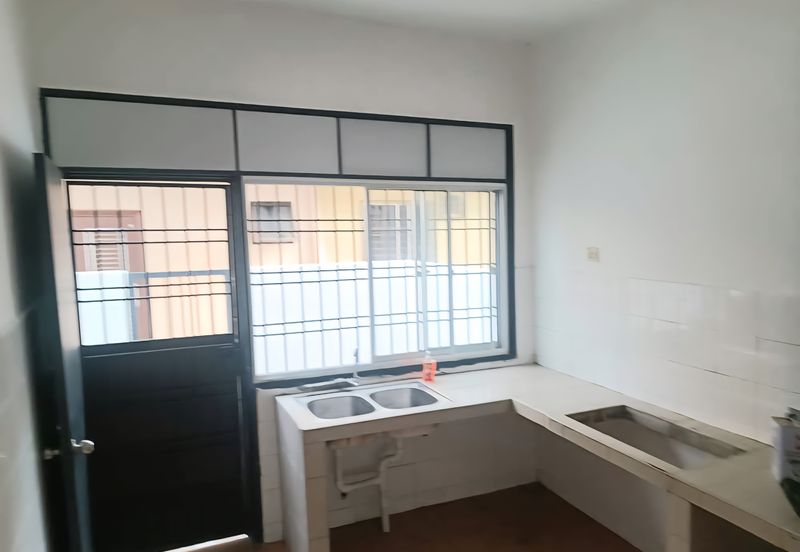 Taman Saujana Puchong