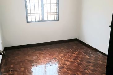 Taman Saujana Puchong