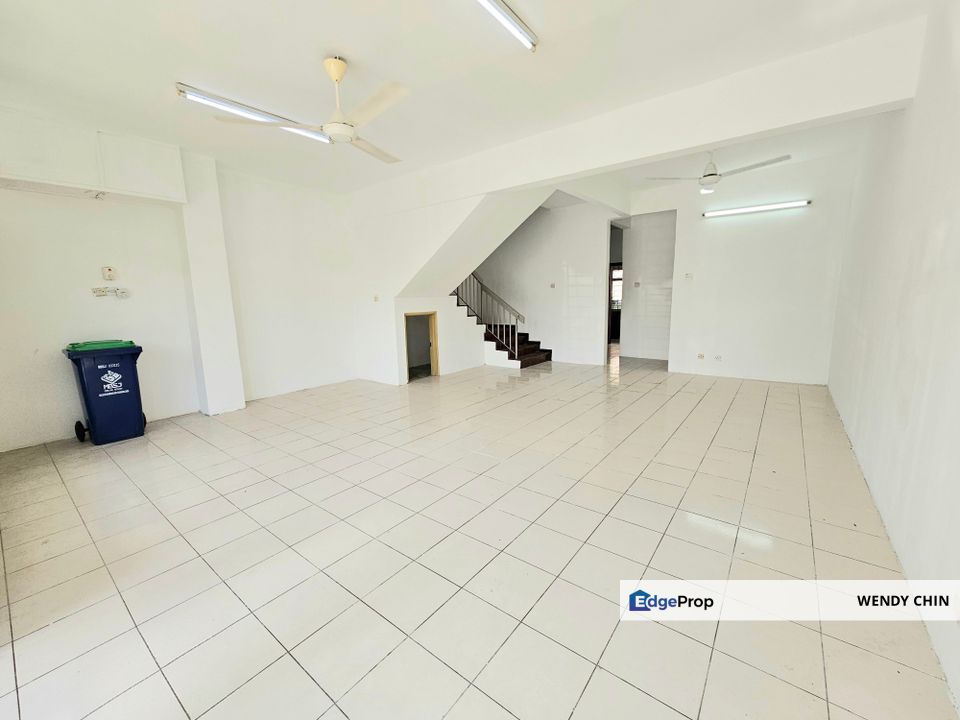 Endlot with land, Selangor, Seri Kembangan