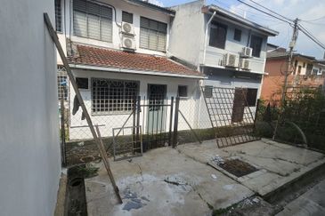 Taman Saujana Puchong