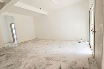 Taman Saujana Puchong