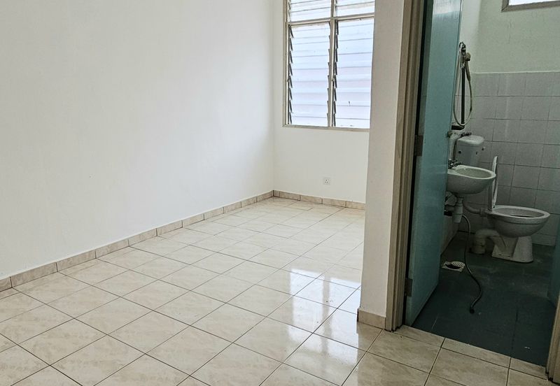 Taman Saujana Puchong