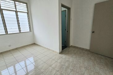 Taman Saujana Puchong