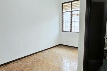 Taman Saujana Puchong