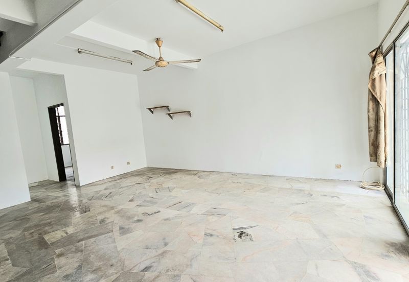 Taman Saujana Puchong