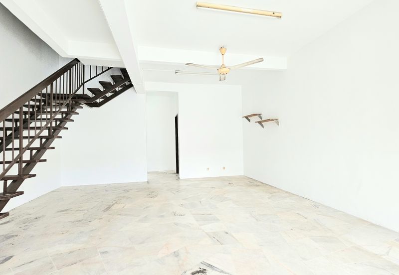 Taman Saujana Puchong