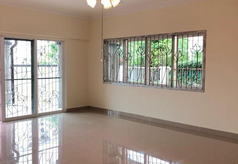 Nice renovated semi D