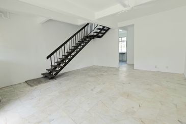 Jalan Saujana Puchong 7/10