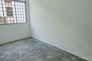 Jalan Saujana Puchong 7/10