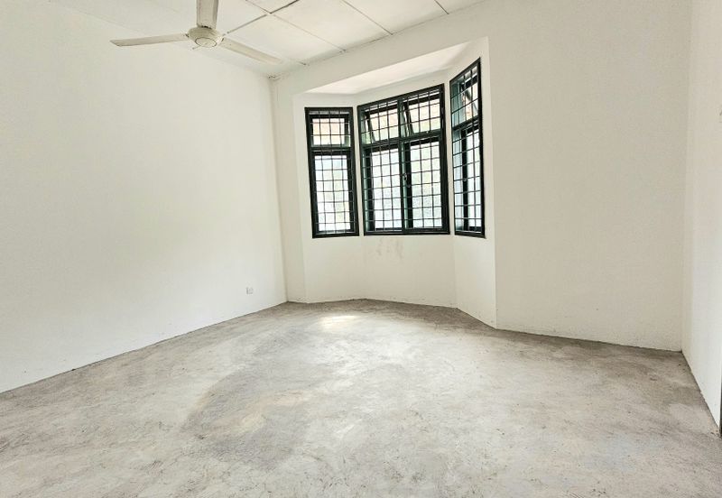 Jalan Saujana Puchong 7/10