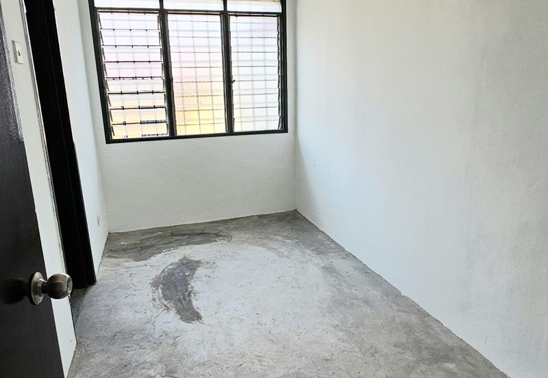 Jalan Saujana Puchong 7/10