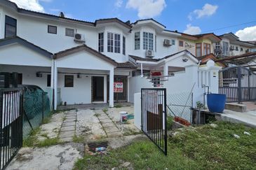 Jalan Saujana Puchong 7/10