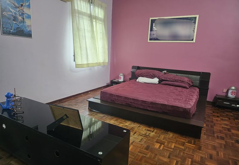 Taman Saujana Puchong