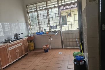 Taman Saujana Puchong