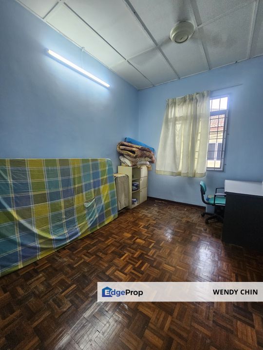 No Facing House, Selangor, Puchong South