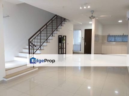 Hill-top unblocked view Town Villa 50 Residence, Cahaya SPK , Selangor, Shah Alam