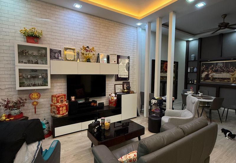 Austin Residence @Taman Mount Austin