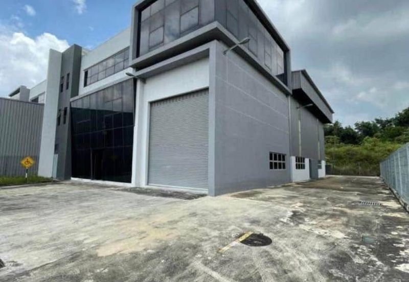 Apex Bizhub Desa Cemerlang