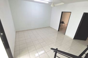 Bangi Avenue 3, Seksyen 7