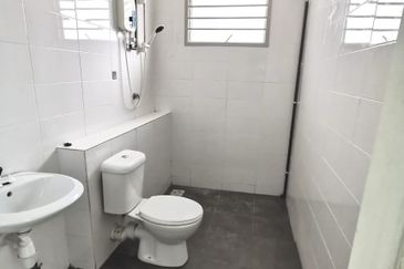 Bangi Avenue 3, Seksyen 7