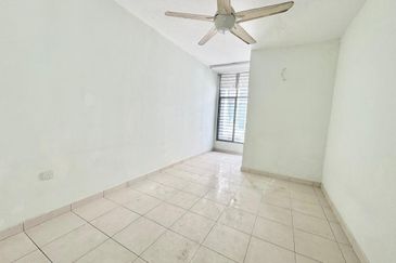 Bangi Avenue 3, Seksyen 7